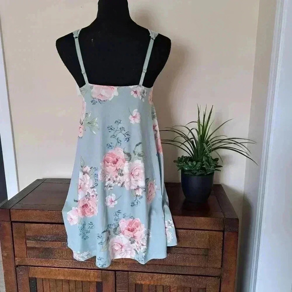 ❤️ NWOT Flora Nikrooz Green Floral  Chemise Small Lace Nightie Pajama Slip - Picture 3 of 10